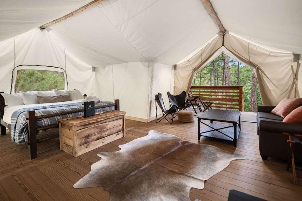 Under Canvas Acadia Surry 객실 사진